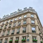 Nice Studio In The Heart Of Paris